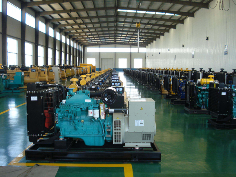 德昌租赁发电机-柴油发电机组冒蓝烟、冒黑烟、冒白烟故障分析