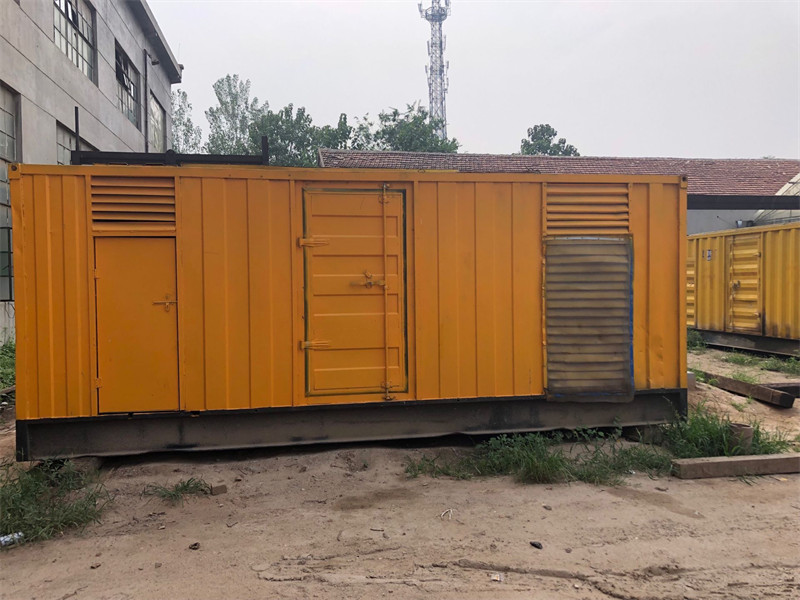 德昌柴油发电机如何判断新机油是否已经完全充满机油滤清器？