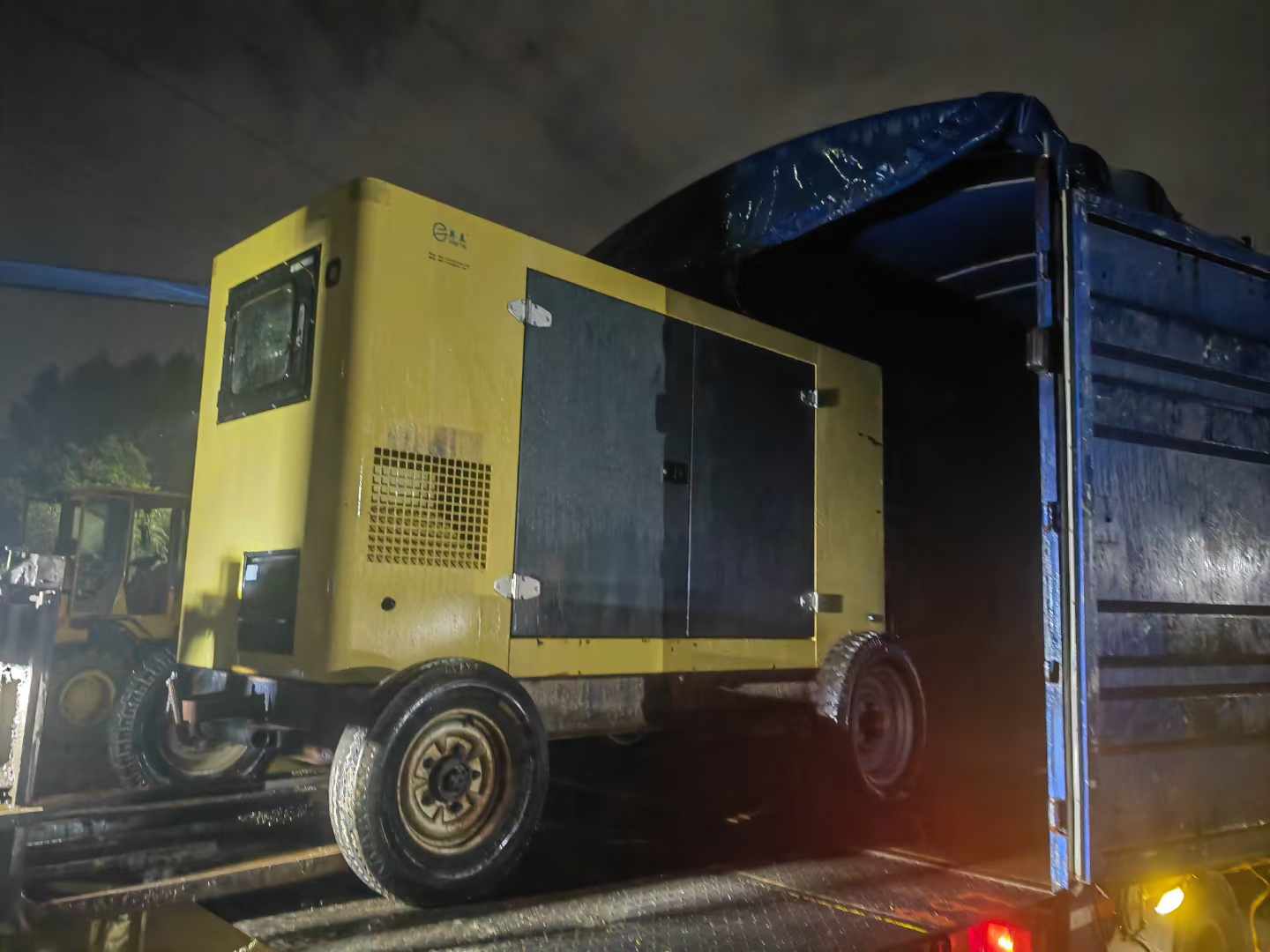 德昌如何根据负载特性选择合适的柴油发电机？