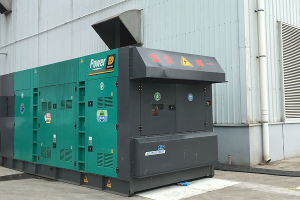 德昌燃油滤清器的更换流程是怎样的？