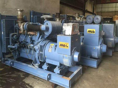 德昌柴油发电机如何测试电流大小？