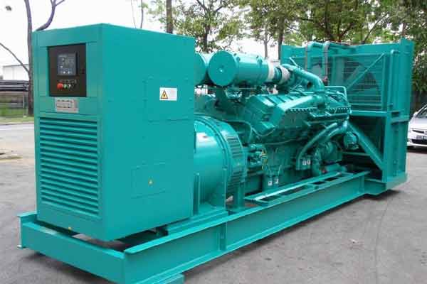 德昌柴油发电机组电压不稳定怎样维修？