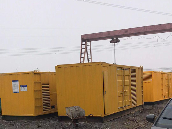 德昌100kw柴油发电机组每小时油耗？